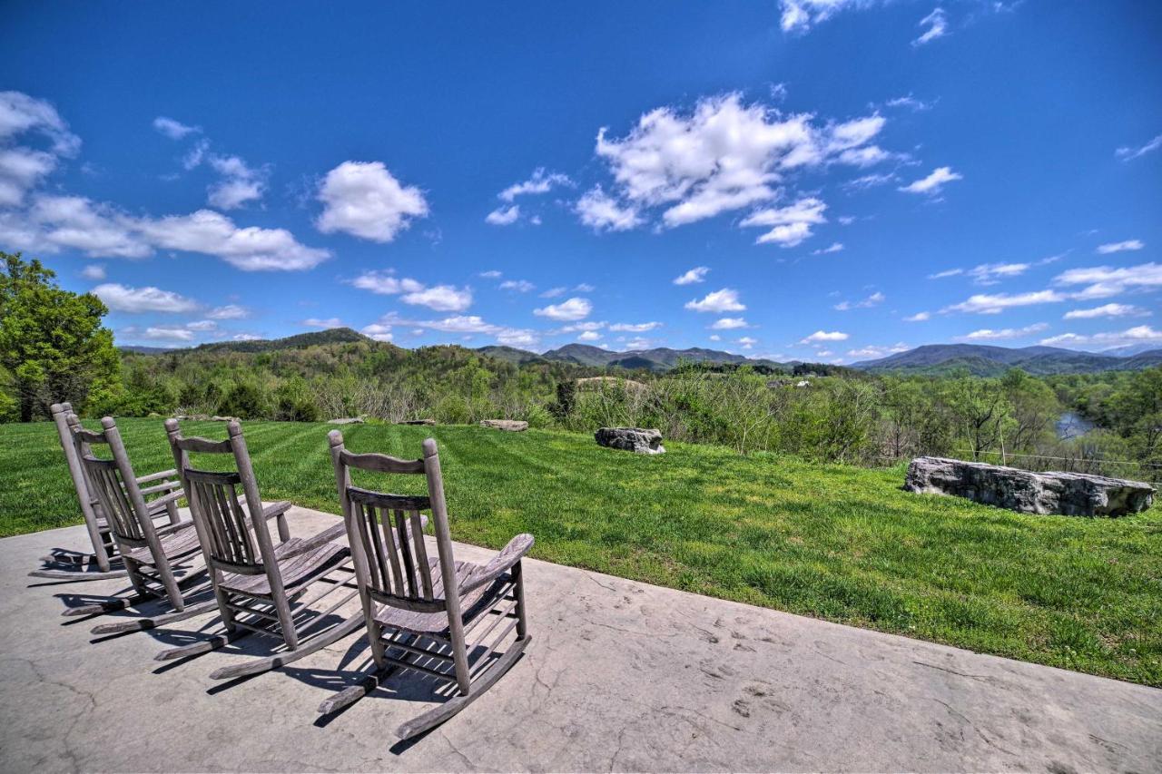 Chic Townsend Condo With Saltwater Pool! Екстер'єр фото